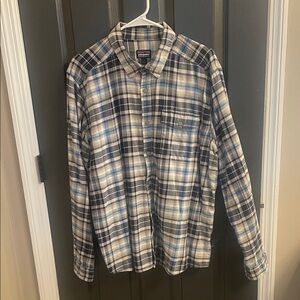 Men's Blue Plaid Patagonia Shirt